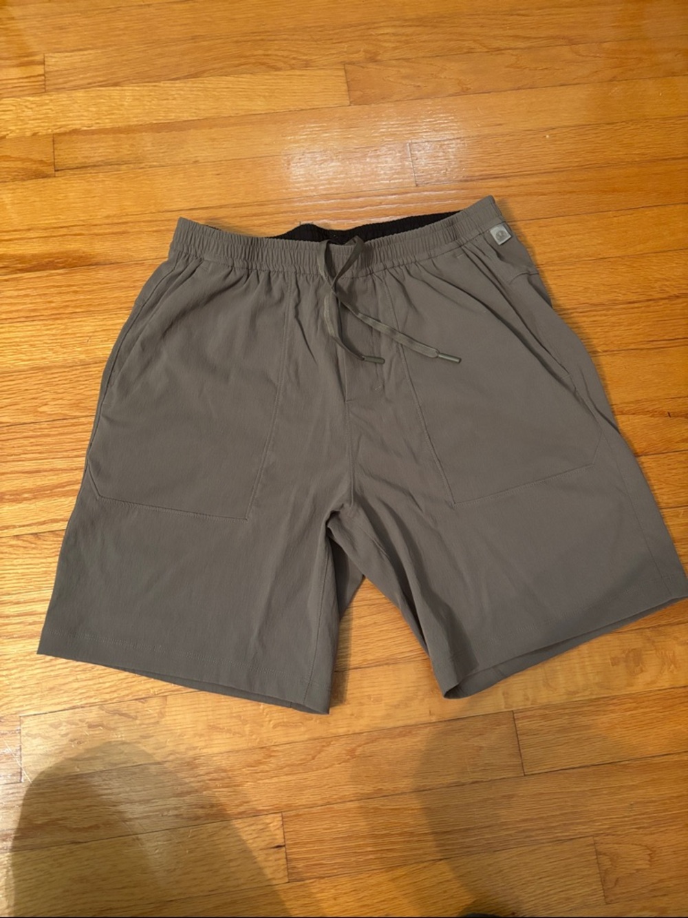 Lululemon Men’s Bowline Ripstop  Drawstring Shorts - Olive Gray